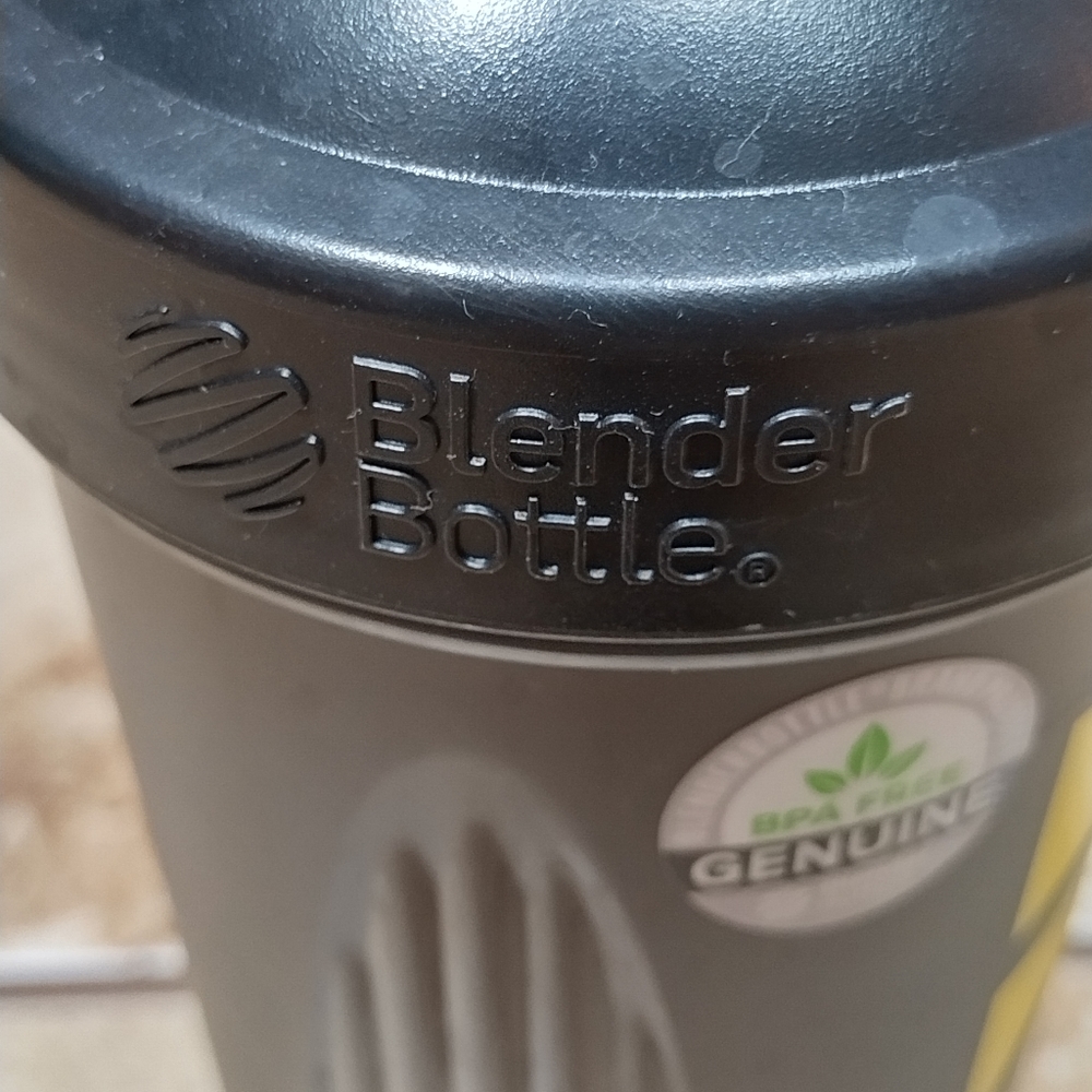 Blender Bottle - Picture 2 of 8